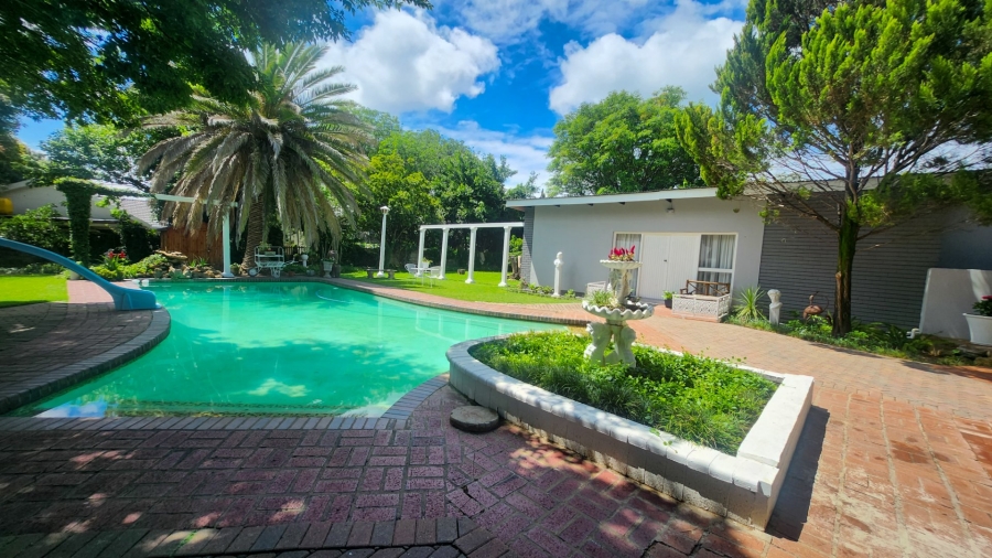 4 Bedroom Property for Sale in Wilgenhof Free State